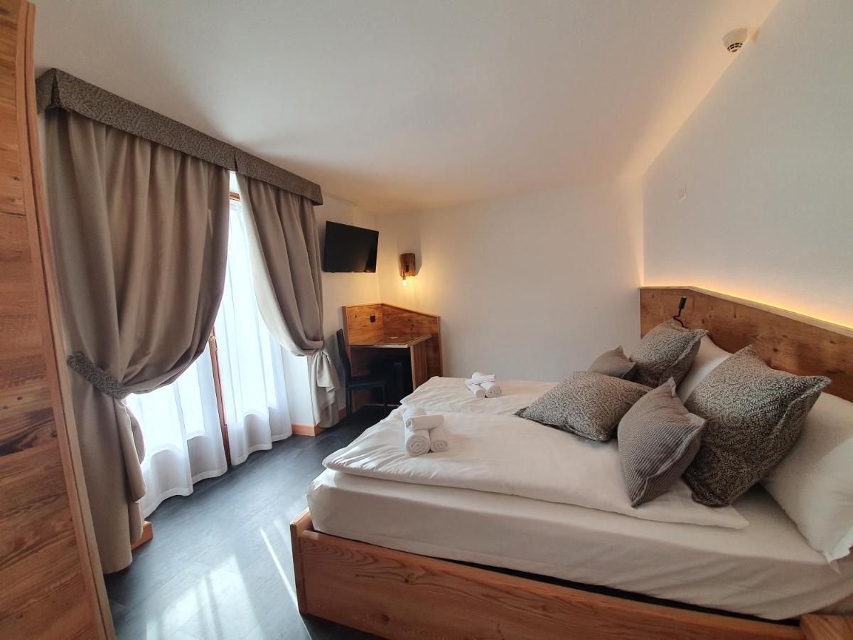 Hotel Pezzotti Пеллиццано Экстерьер фото
