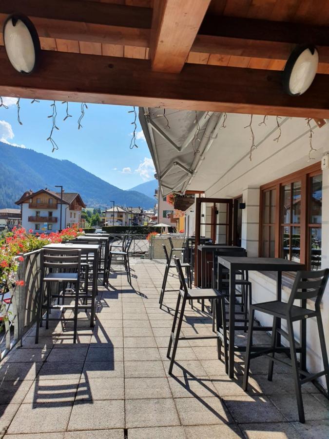 Hotel Pezzotti Пеллиццано Экстерьер фото