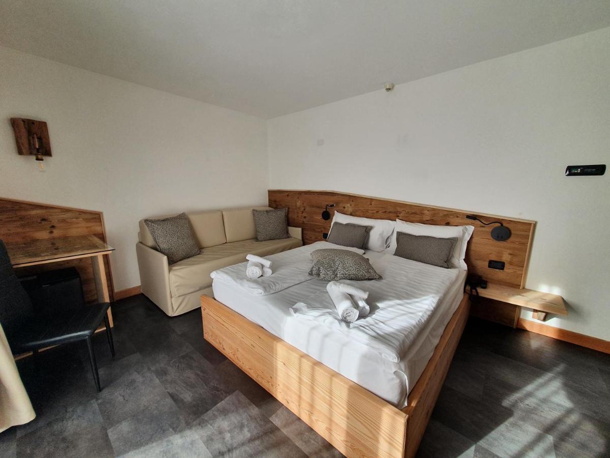 Hotel Pezzotti Пеллиццано Экстерьер фото