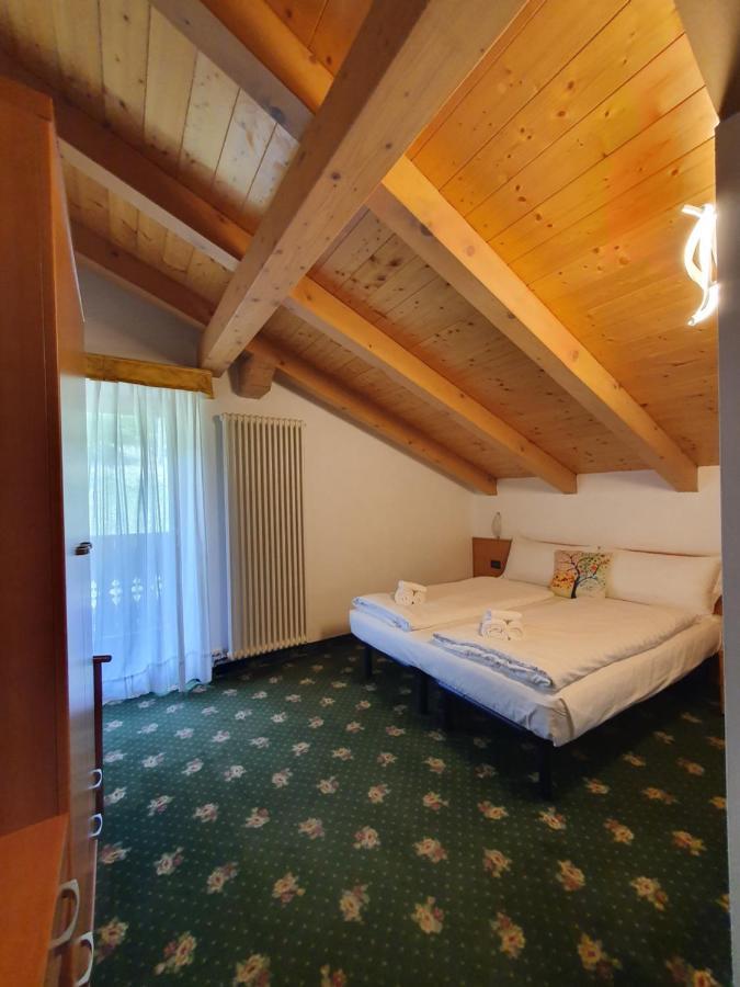 Hotel Pezzotti Пеллиццано Экстерьер фото