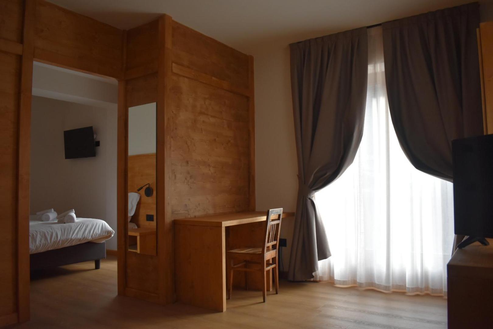 Hotel Pezzotti Пеллиццано Экстерьер фото