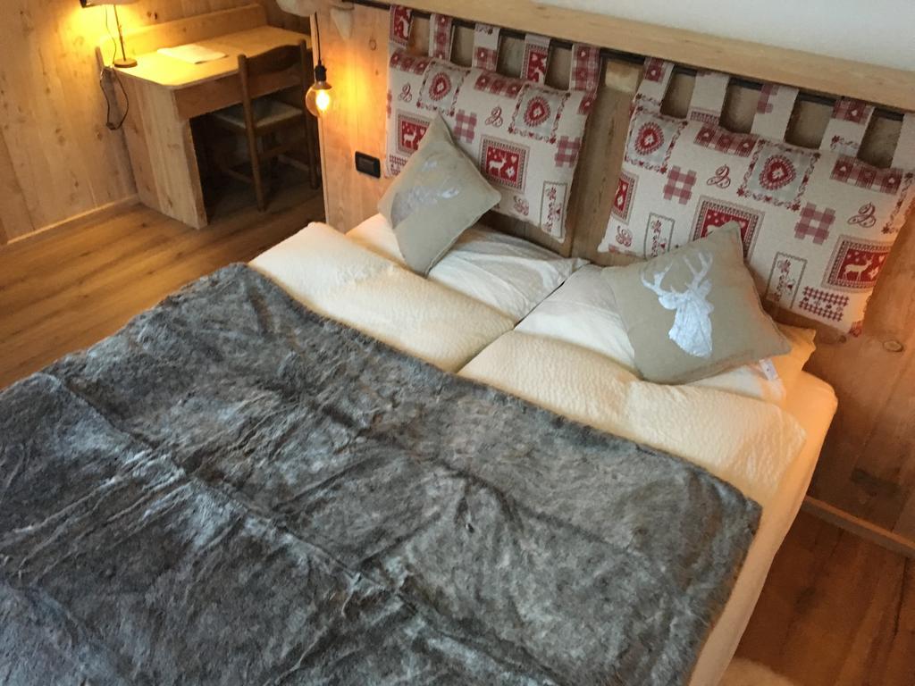 Hotel Pezzotti Пеллиццано Экстерьер фото