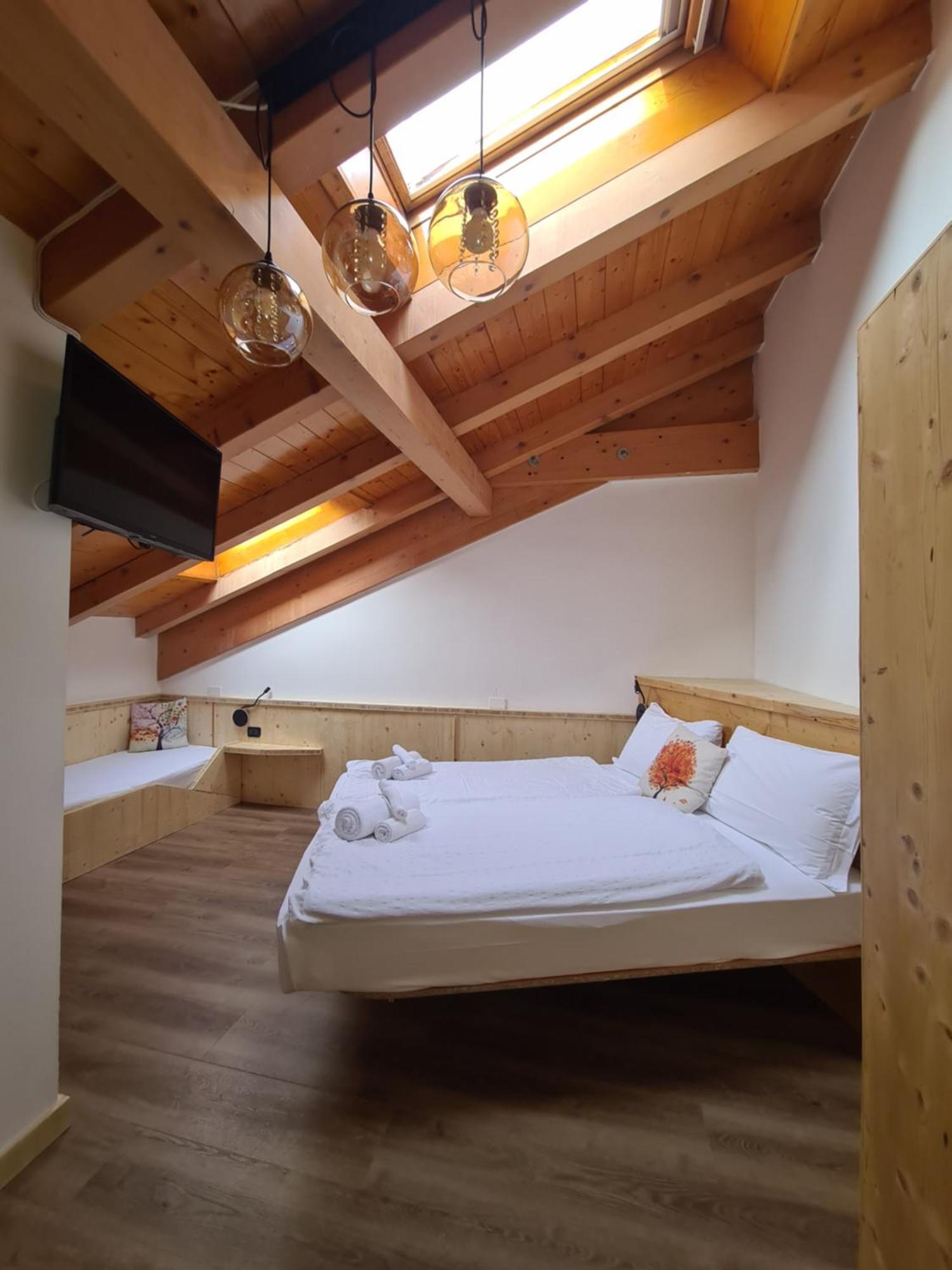 Hotel Pezzotti Пеллиццано Экстерьер фото